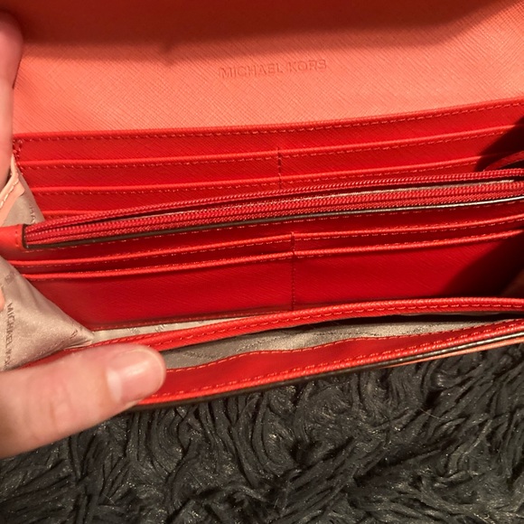 Red and orange Michael Kors wallet - Picture 3 of 3